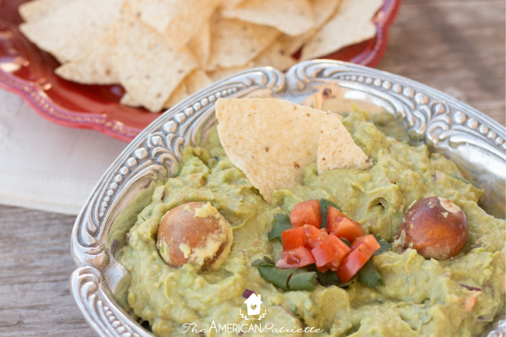 Holy Moly the Best Guacamole Recipe EVER - New Years Eve Party Snacks and Games 