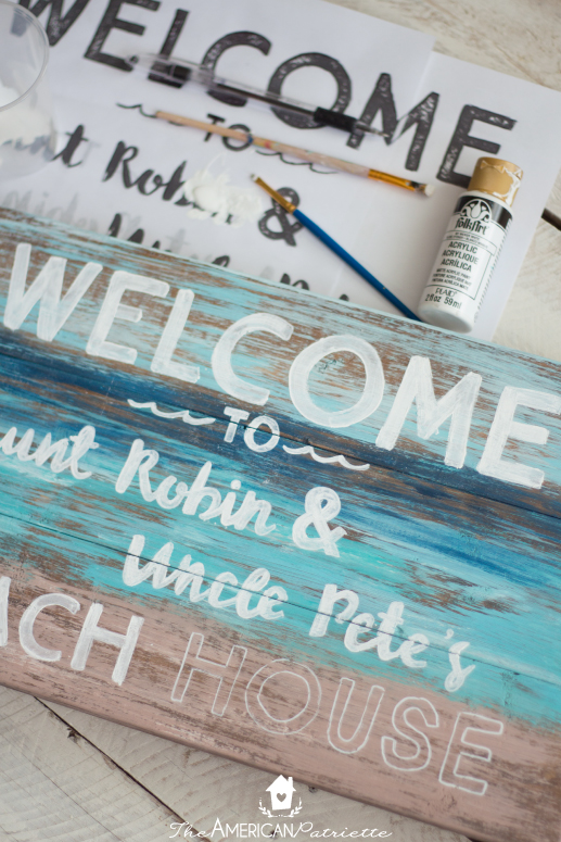 DIY Painted Rustic Beach Welcome Sign - Easy-to-make, lovely sign to welcome guests into a beach home or cottage! 