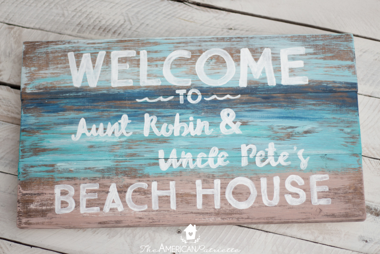 DIY Painted Rustic Beach Welcome Sign - Easy-to-make, lovely sign to welcome guests into a beach home or cottage! 