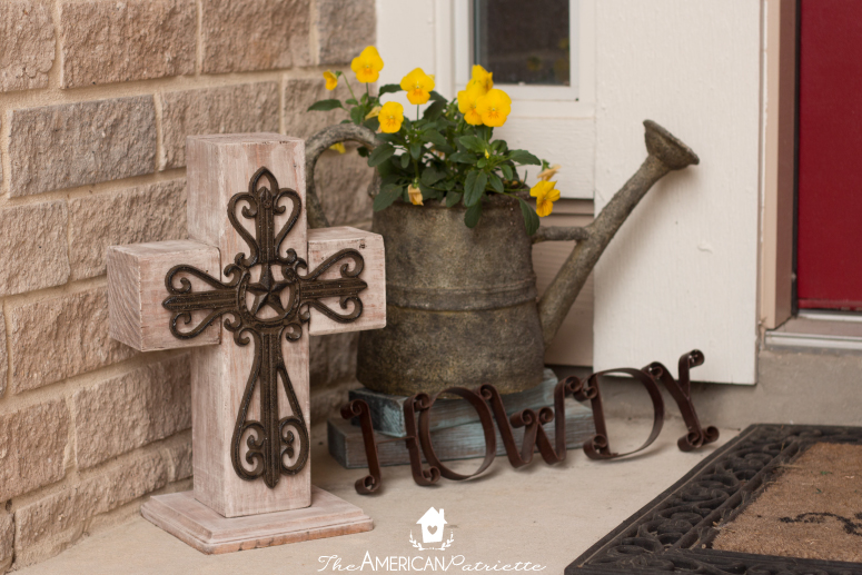 DIY Outdoor Wooden Cross Decor - An easy-to-make piece of decor to welcome guests on your front porch