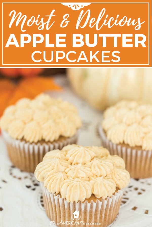 Moist and delicious apple butter cupcakes - tasty homemade fall dessert recipe, perfect for fall parties, a Halloween treat, or Thanksgiving dessert! Fun for cozy fall-themed dinner parties and potlucks! #easyentertaining #falldesserts #cupcakes #appledesserts